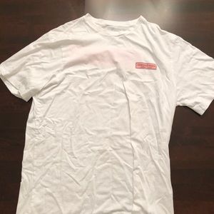 Vineyard Vines tee